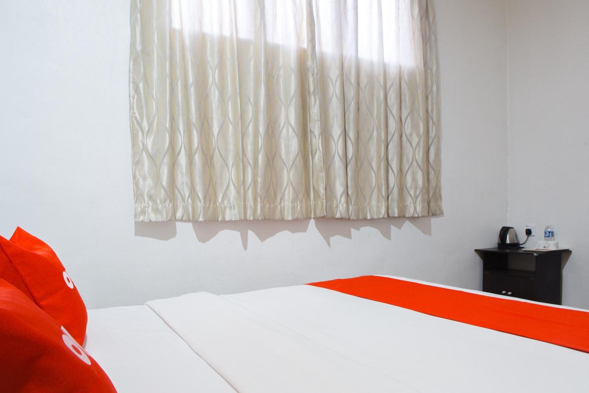 Oyo 90037 The 7 Lodge Tambunan Dış mekan fotoğraf