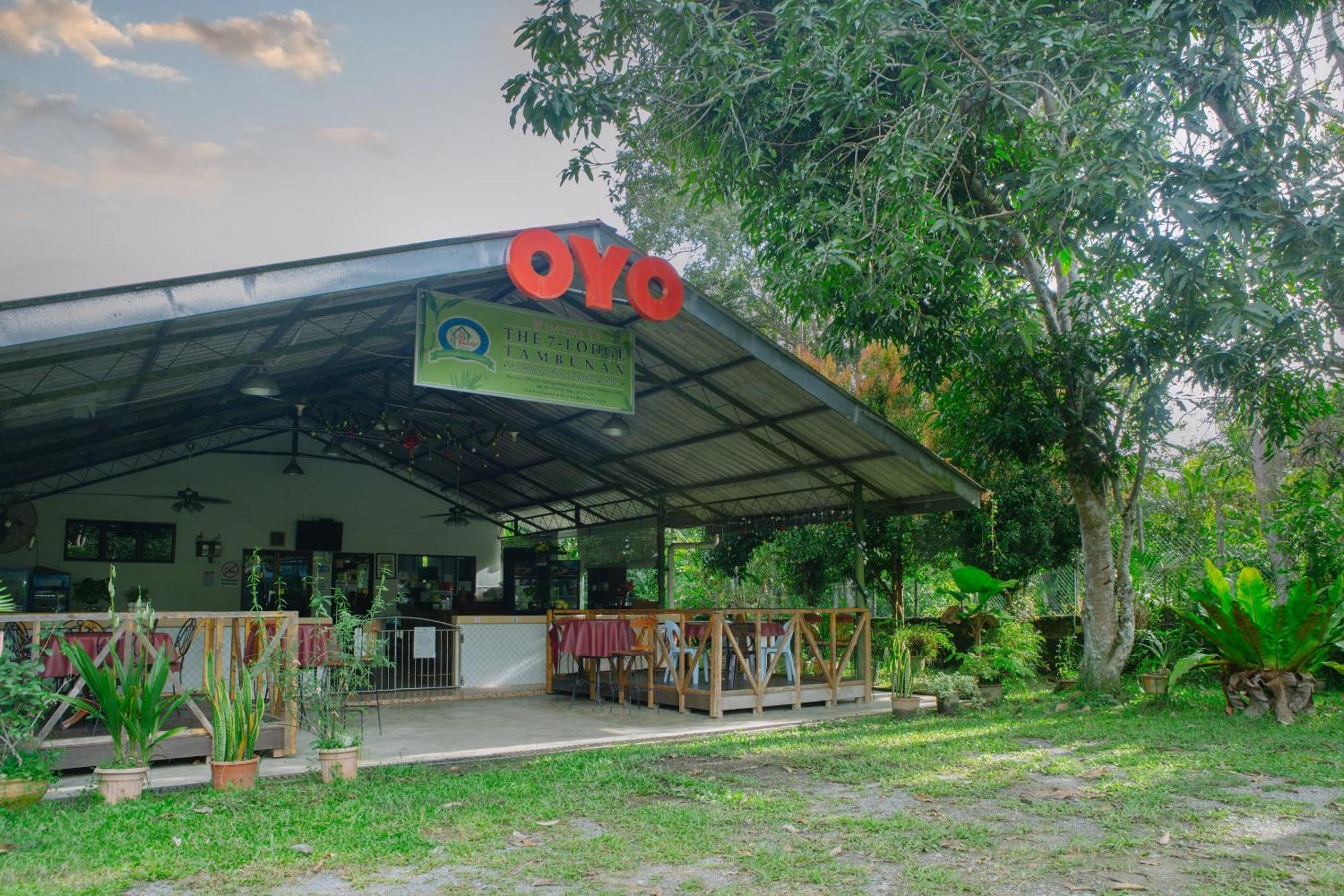 Oyo 90037 The 7 Lodge Tambunan Dış mekan fotoğraf